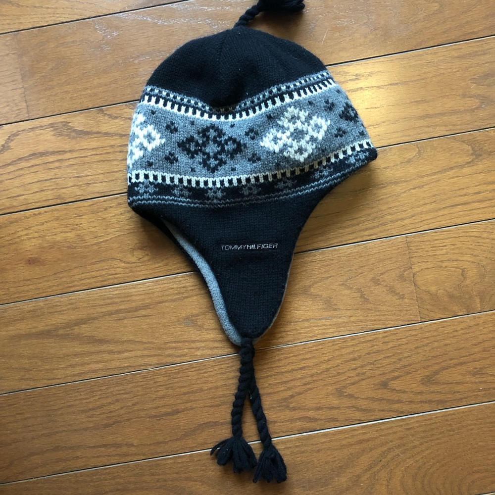 Like new Tommy Hilfiger winter hat